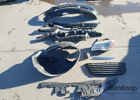 2013 Chrysler 300C Luxury Series из США, поврежденный, VIN 2C3CCAPG1DH504477